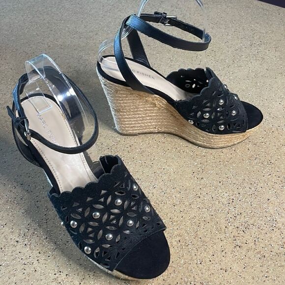 Marc Fisher "Hata" Espadrille Wedge Studded Sandals Black Suede sz 8 - Picture 1 of 16